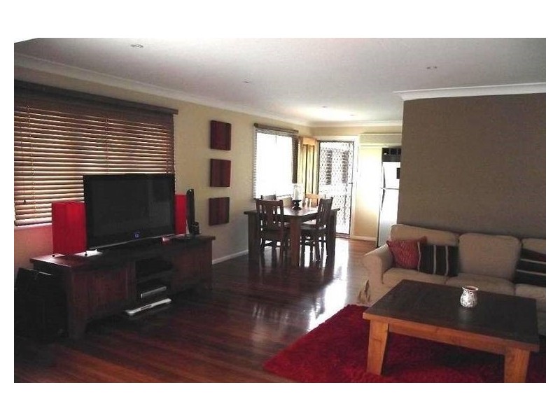 2 Carissa, Arana Hills QLD 4054