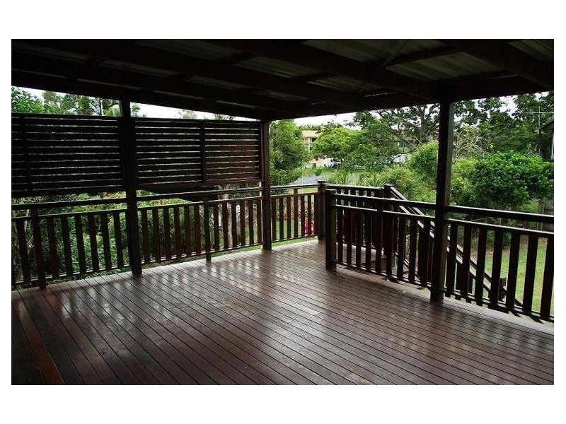 2 Carissa, Arana Hills QLD 4054