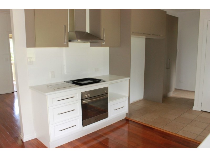 46 Leslie Street, Arana Hills QLD 4054