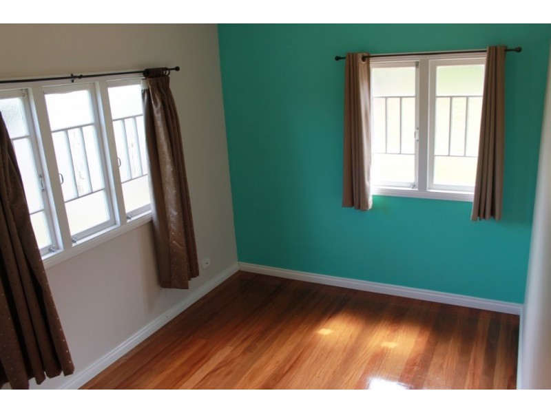 46 Leslie Street, Arana Hills QLD 4054