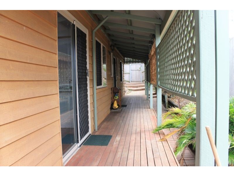 1131 South Pine Road, Arana Hills QLD 4054