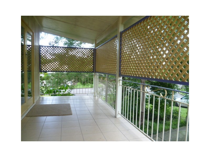 15 Burloo Crescent, Ferny Hills QLD 4055
