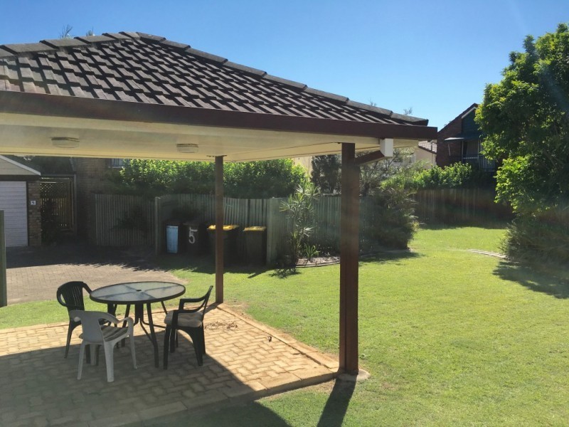 8/5 Bantry Place, Ferny Grove QLD 4055