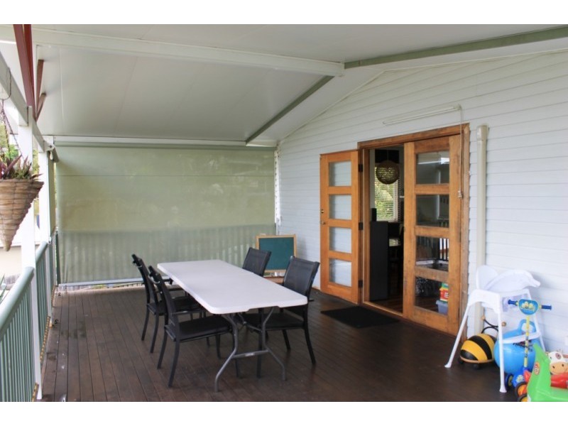 11 Mitchell Street, Arana Hills QLD 4054