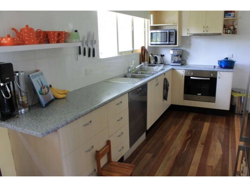 11 Mitchell Street, Arana Hills QLD 4054