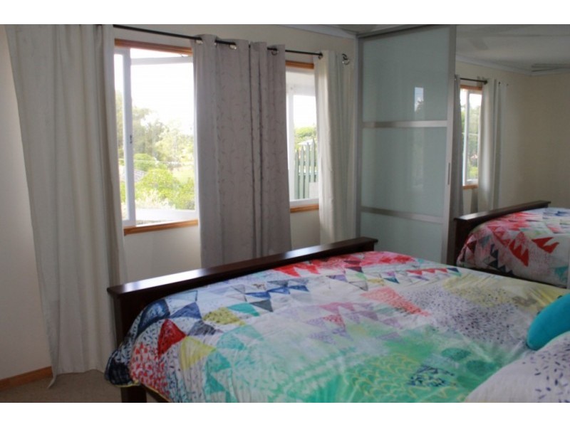 11 Mitchell Street, Arana Hills QLD 4054