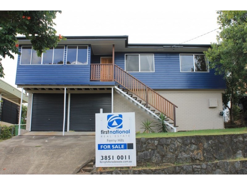 18 Eurobin Crescent, Ferny Hills QLD 4055