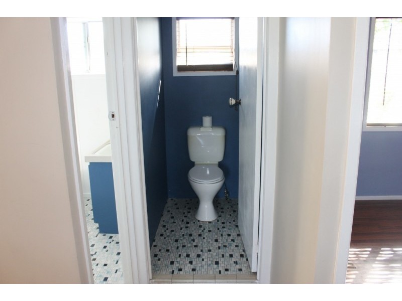 18 Eurobin Crescent, Ferny Hills QLD 4055