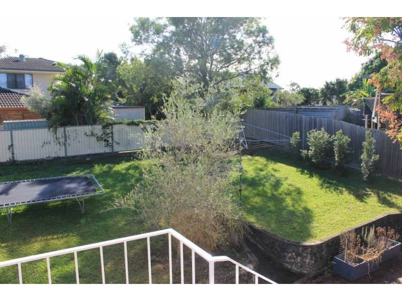 18 Eurobin Crescent, Ferny Hills QLD 4055