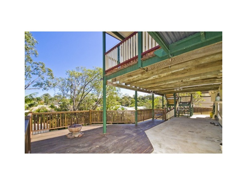 13 Dooloo Crescent, Ferny Hills QLD 4055