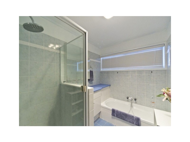 13 Dooloo Crescent, Ferny Hills QLD 4055