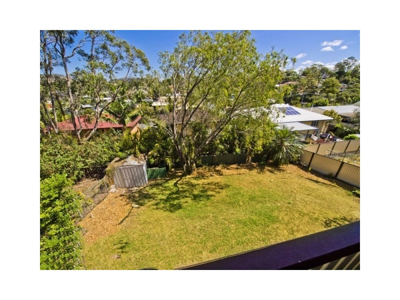 13 Dooloo Crescent, Ferny Hills QLD 4055
