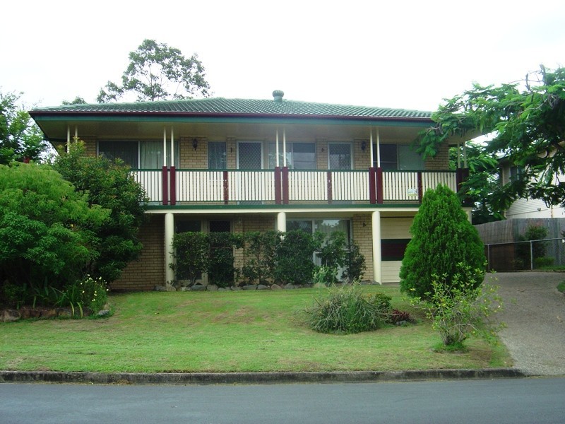 28 mirbelia Street, Everton Hills QLD 4053