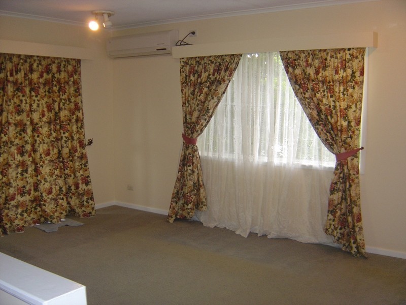 28 mirbelia Street, Everton Hills QLD 4053