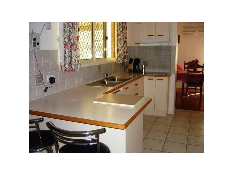 8 Delvin Court, Arana Hills QLD 4054