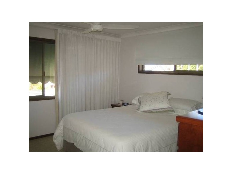 17 Kinbrace Street, Ferny Grove QLD 4055