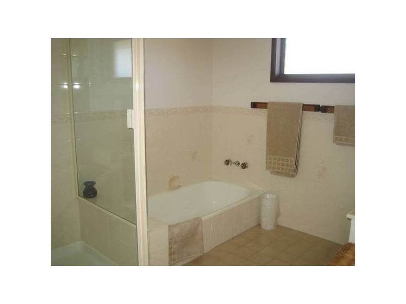 17 Kinbrace Street, Ferny Grove QLD 4055