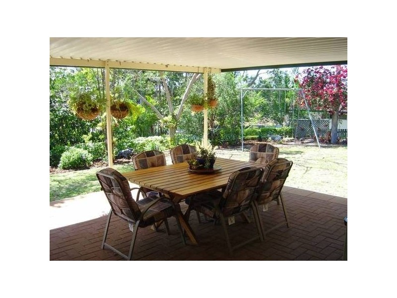 6 Greenfern Place, Ferny Grove QLD 4055