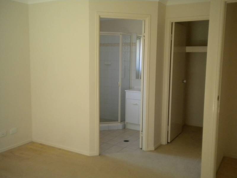 7 Yarraman Street, Arana Hills QLD 4054