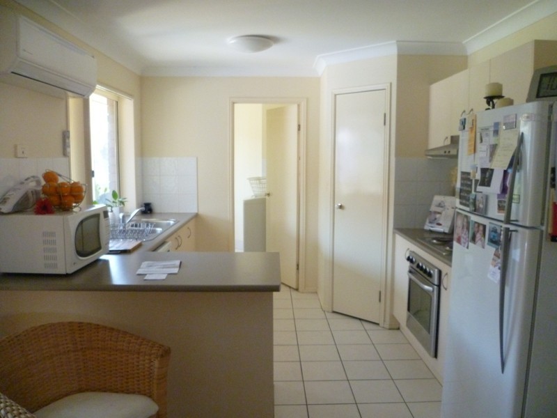 27 Hawkes Avenue, Arana Hills QLD 4054