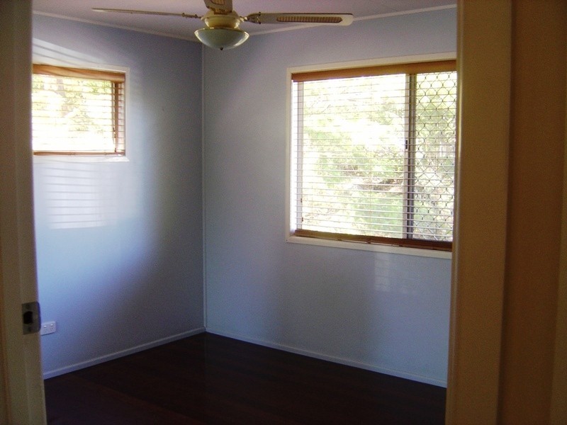 11 Wirlpana Avenue, Ferny Hills QLD 4055