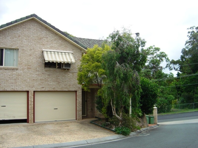 6 Corkwood Court, Arana Hills QLD 4054