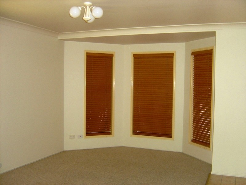 6 Corkwood Court, Arana Hills QLD 4054