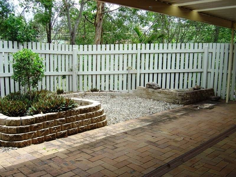 6 Corkwood Court, Arana Hills QLD 4054