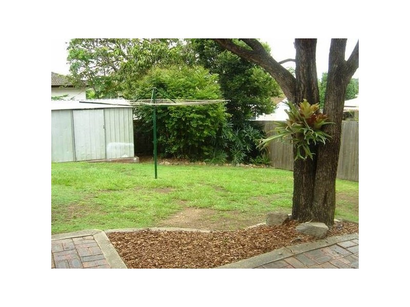 17 Elaroo Crescent, Ferny Hills QLD 4055
