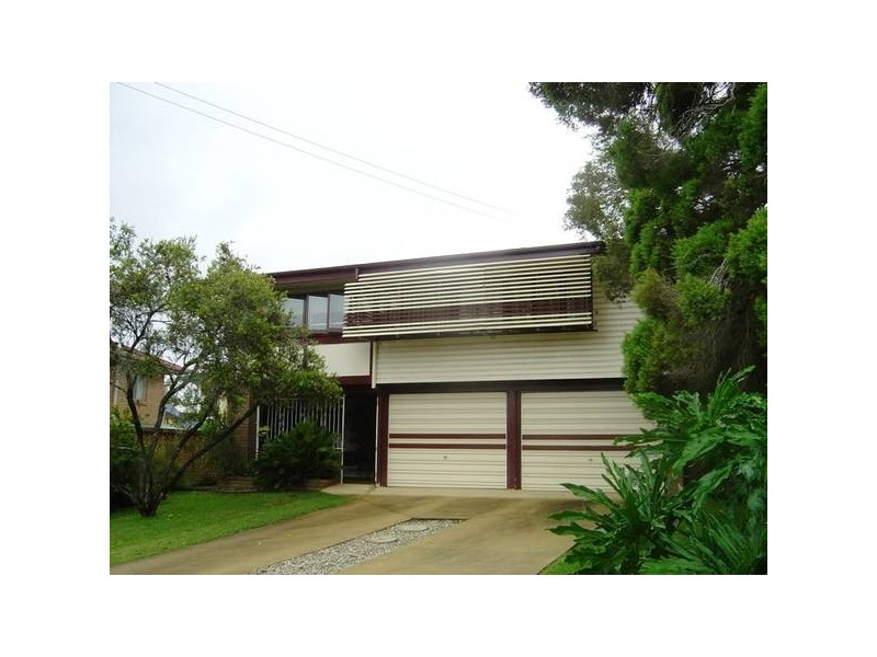 22 Penambul Crescent, Ferny Hills QLD 4055