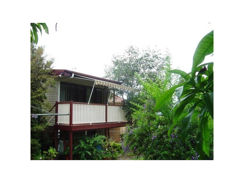 22 Penambul Crescent, Ferny Hills QLD 4055