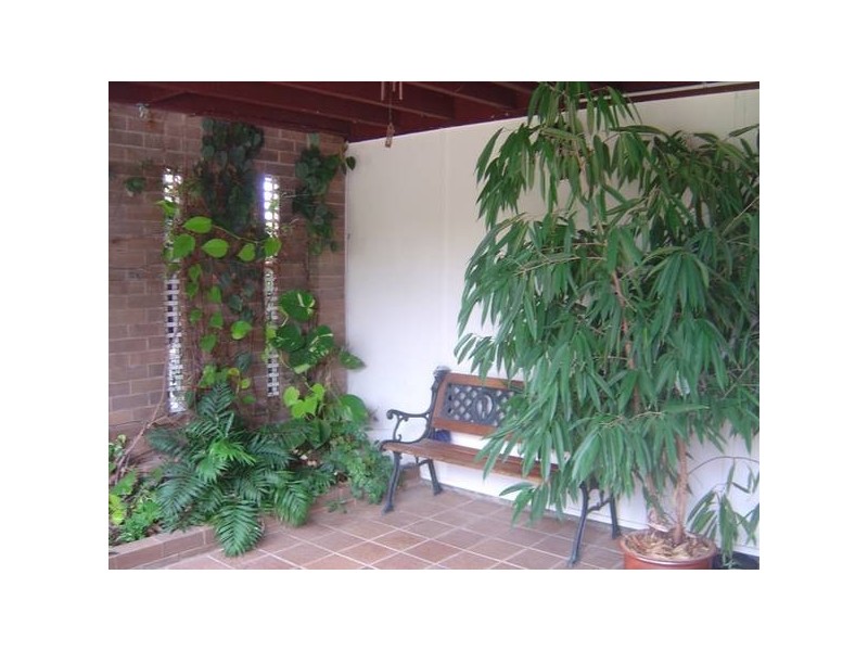 22 Penambul Crescent, Ferny Hills QLD 4055