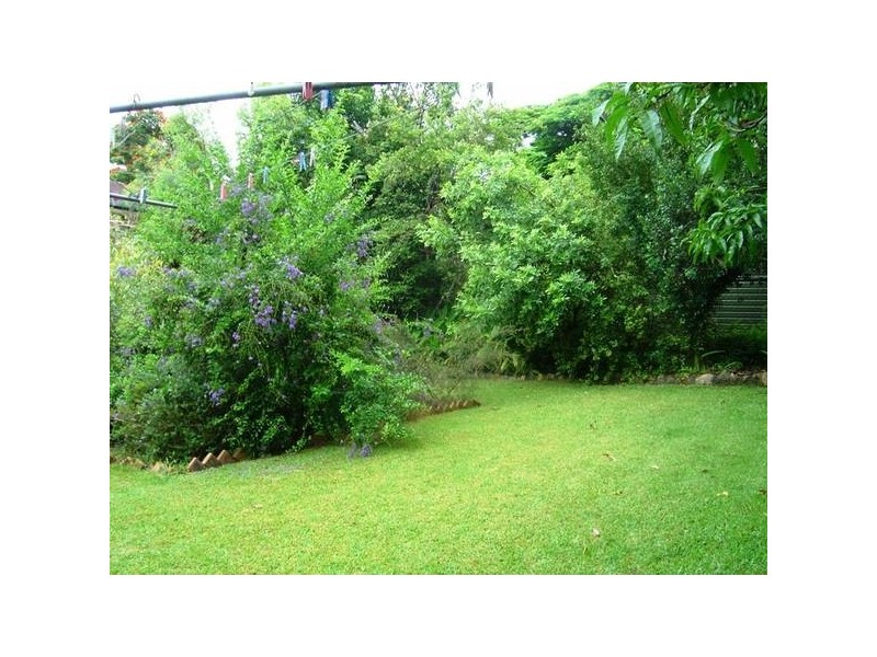 22 Penambul Crescent, Ferny Hills QLD 4055