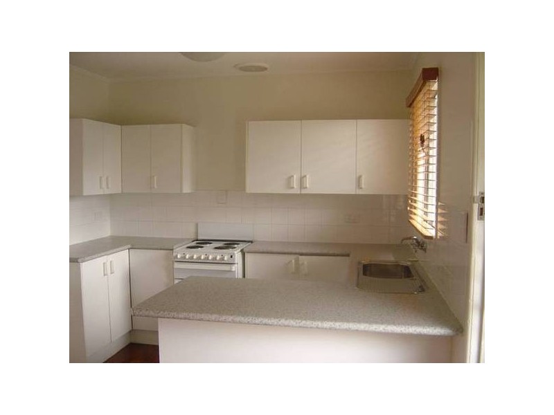 16 Mawarra Avenue, Ferny Hills QLD 4055