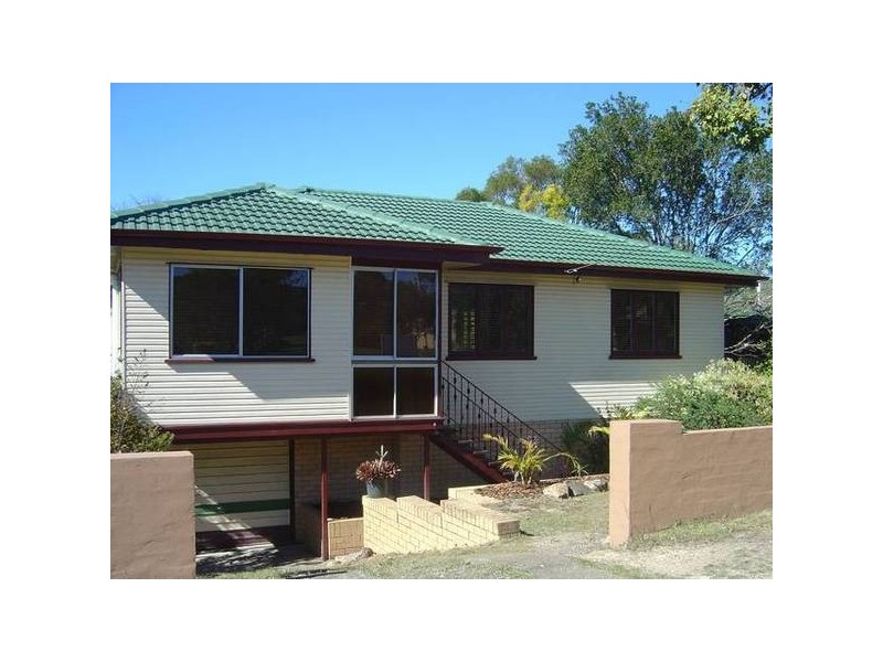 5 Danyo Crescent, Ferny Hills QLD 4055