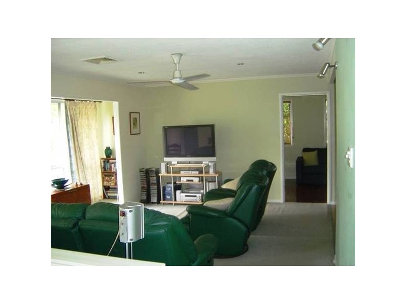 1 Arilpa Crescent, Ferny Hills QLD 4055