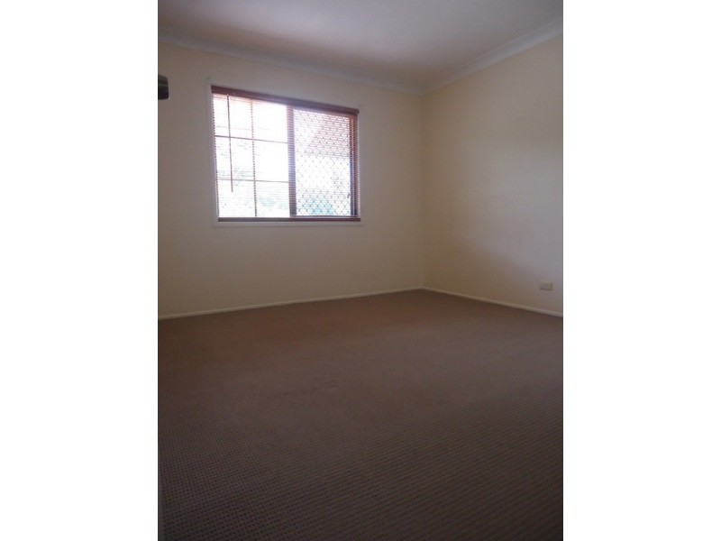 31 Menangle Ave, Arana Hills QLD 4054