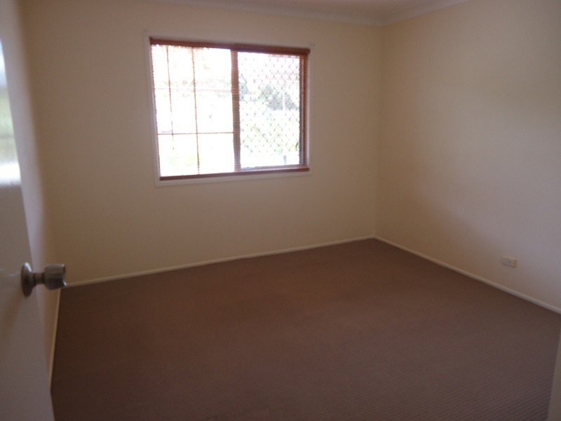 31 Menangle Ave, Arana Hills QLD 4054