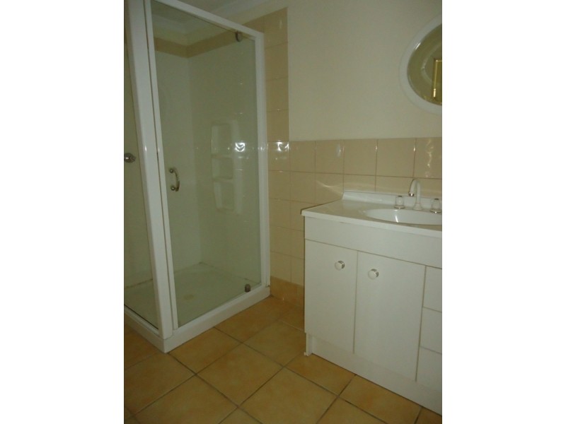 31 Menangle Ave, Arana Hills QLD 4054