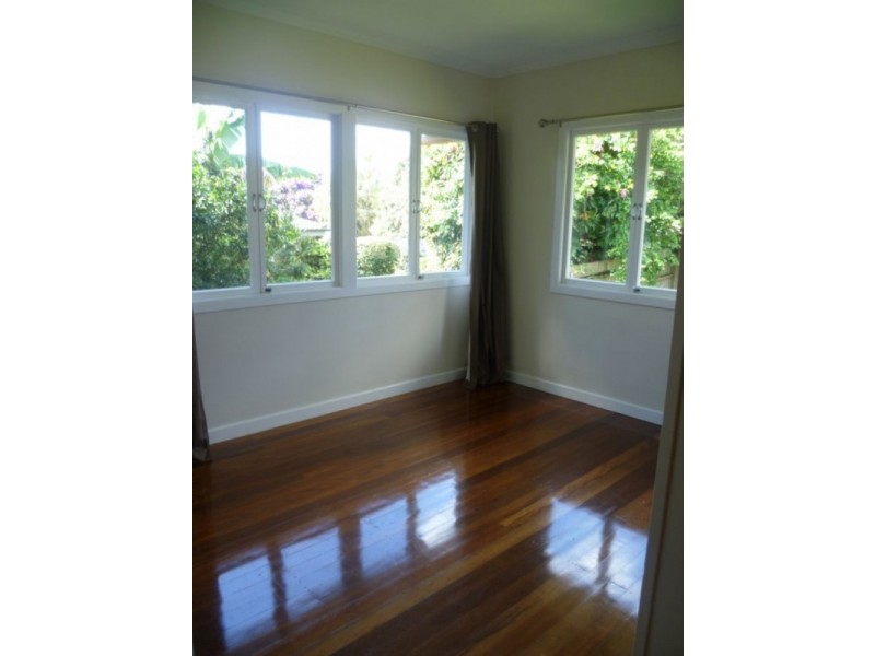 5 Oolong Grove, Ferny Hills QLD 4055