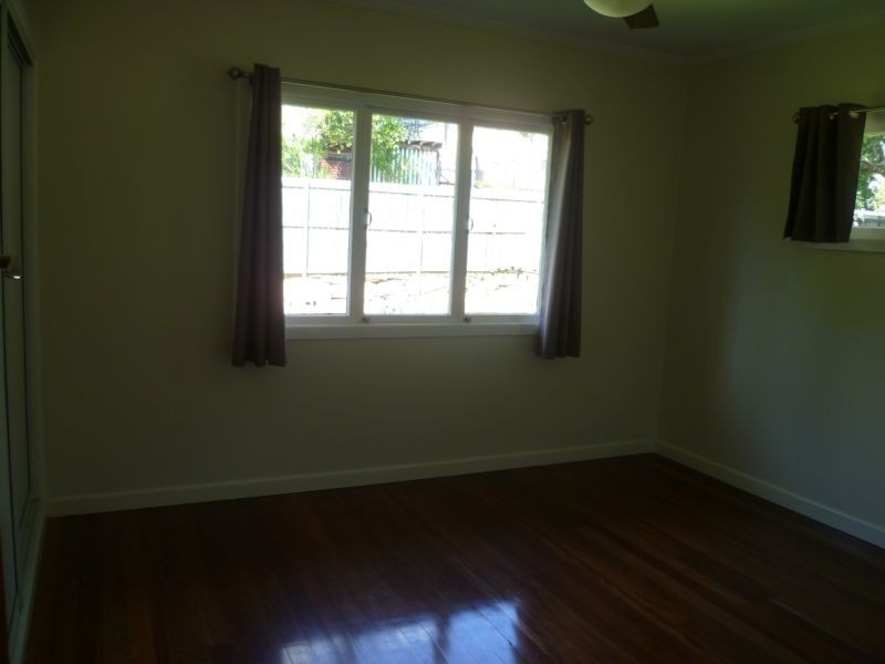 5 Oolong Grove, Ferny Hills QLD 4055