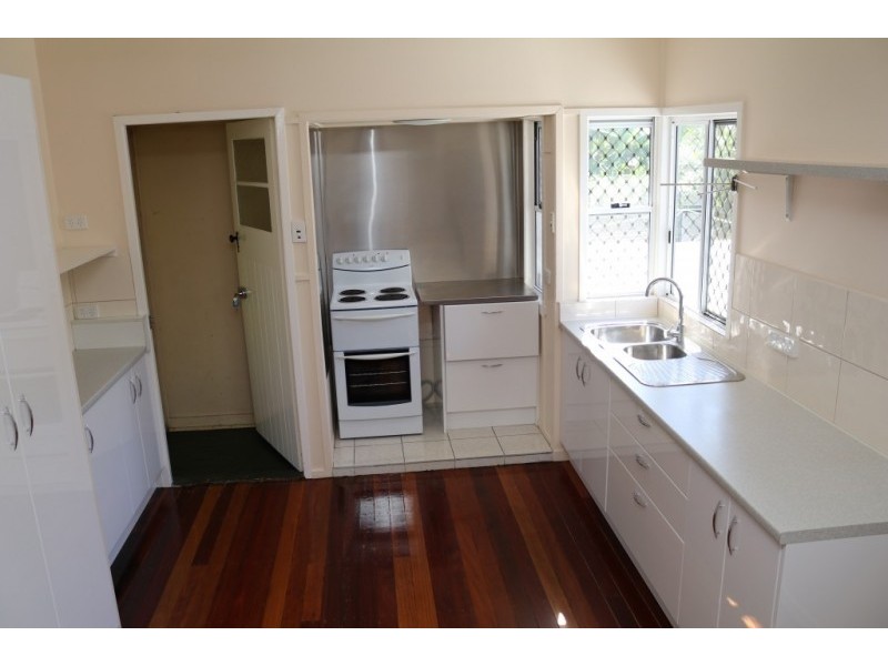 16 Booker Street, Keperra QLD 4054