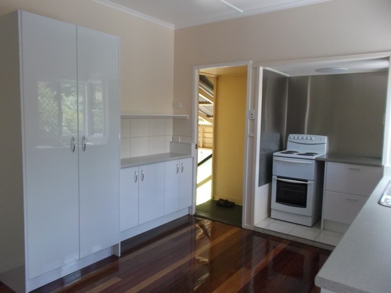 16 Booker Street, Keperra QLD 4054