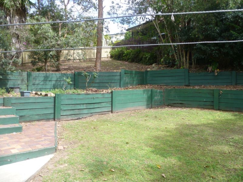 9 Yootha Avenue, Arana Hills QLD 4054