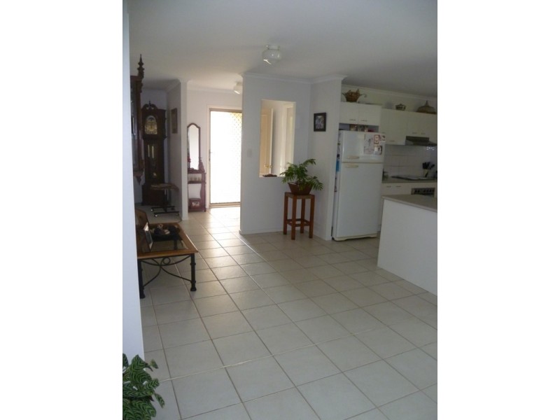 12 Meilland Court, Eatons Hill QLD 4037