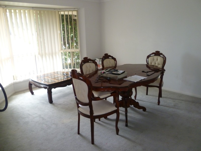 12 Meilland Court, Eatons Hill QLD 4037