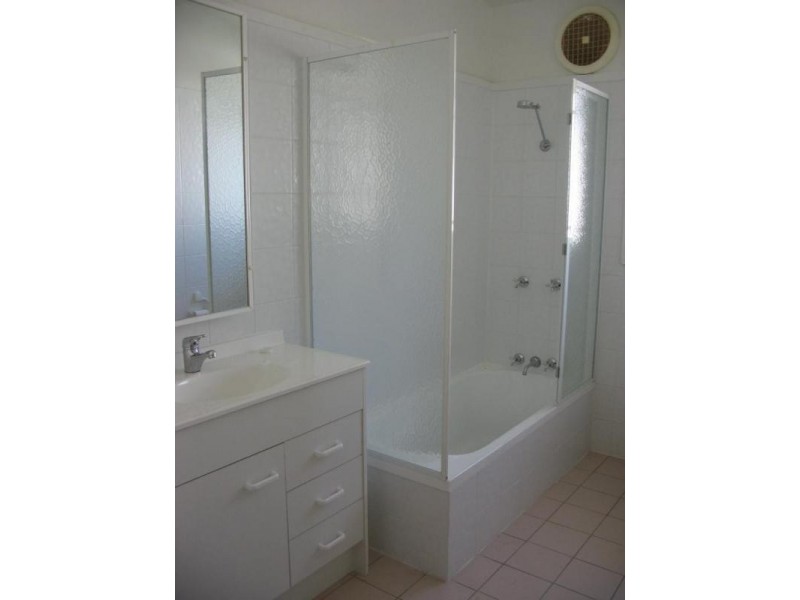 52 Bringelly Street, Arana Hills QLD 4054