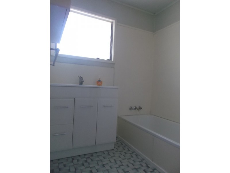 20 Calca Cres, Ferny Hills QLD 4055