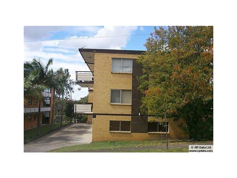 2/125 Brook Street, Windsor QLD 4030