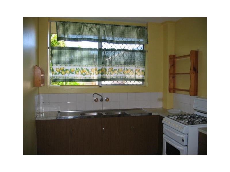 2/125 Brook Street, Windsor QLD 4030